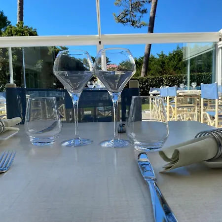 Hotel Les Vagues Restaurant Biscarrosse-Plage