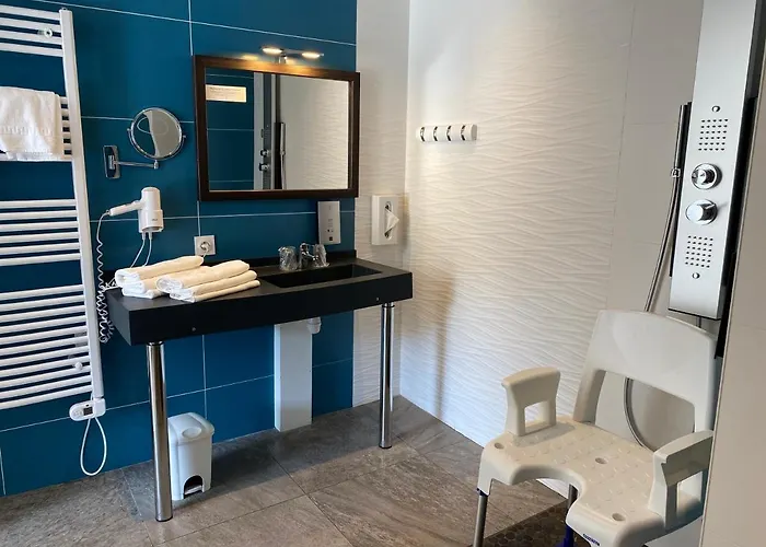 Les Vagues Restaurant 3*