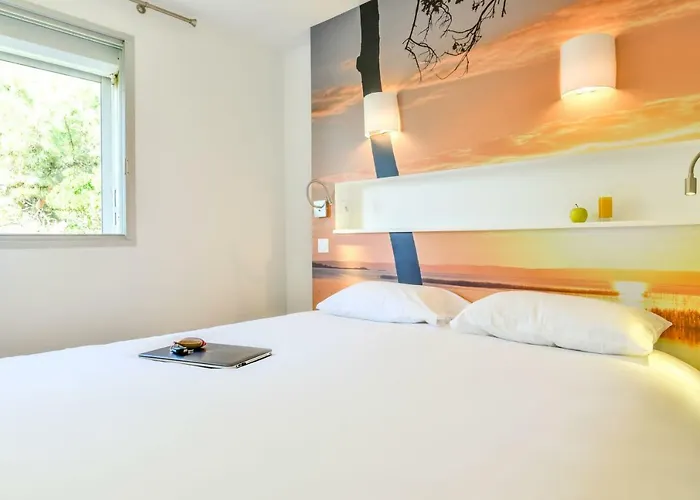 Les Vagues Restaurant