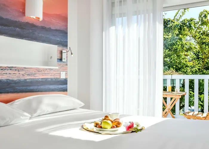 فندق Les Vagues Restaurant بيسكاروس-بلاج