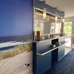 Les Vagues Logis Hotel