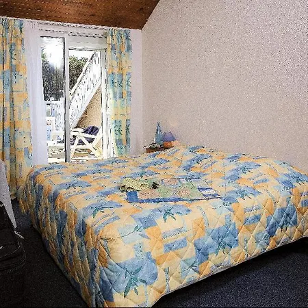 Les Vagues Restaurant 3*