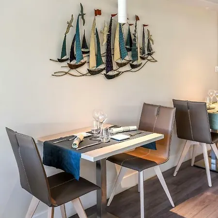 Les Vagues Restaurant Hotel Biscarrosse-Plage