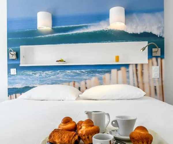 Les Vagues Restaurant Hotel 3*