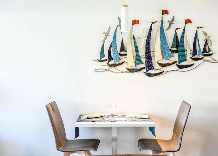 فندق Les Vagues Restaurant 3*